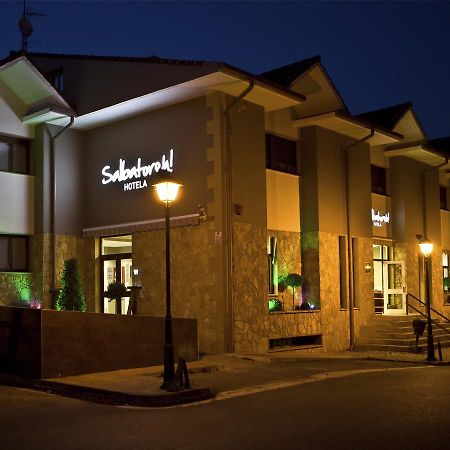 Hotel Salbatoreh Beasain Exterior foto